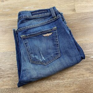 ROCK & REPUBLIC Stretch Mid Rise Blue Denim Cut-Off Jean Shorts Women's Size 8